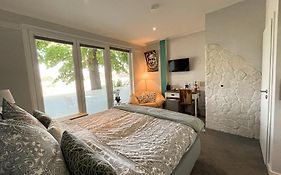 Hotel Ribecca  3*
